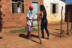 ENTREGA-ALIMENTOS-PELA-POLICIA-CIVIL-DE-MANGA-MG-5